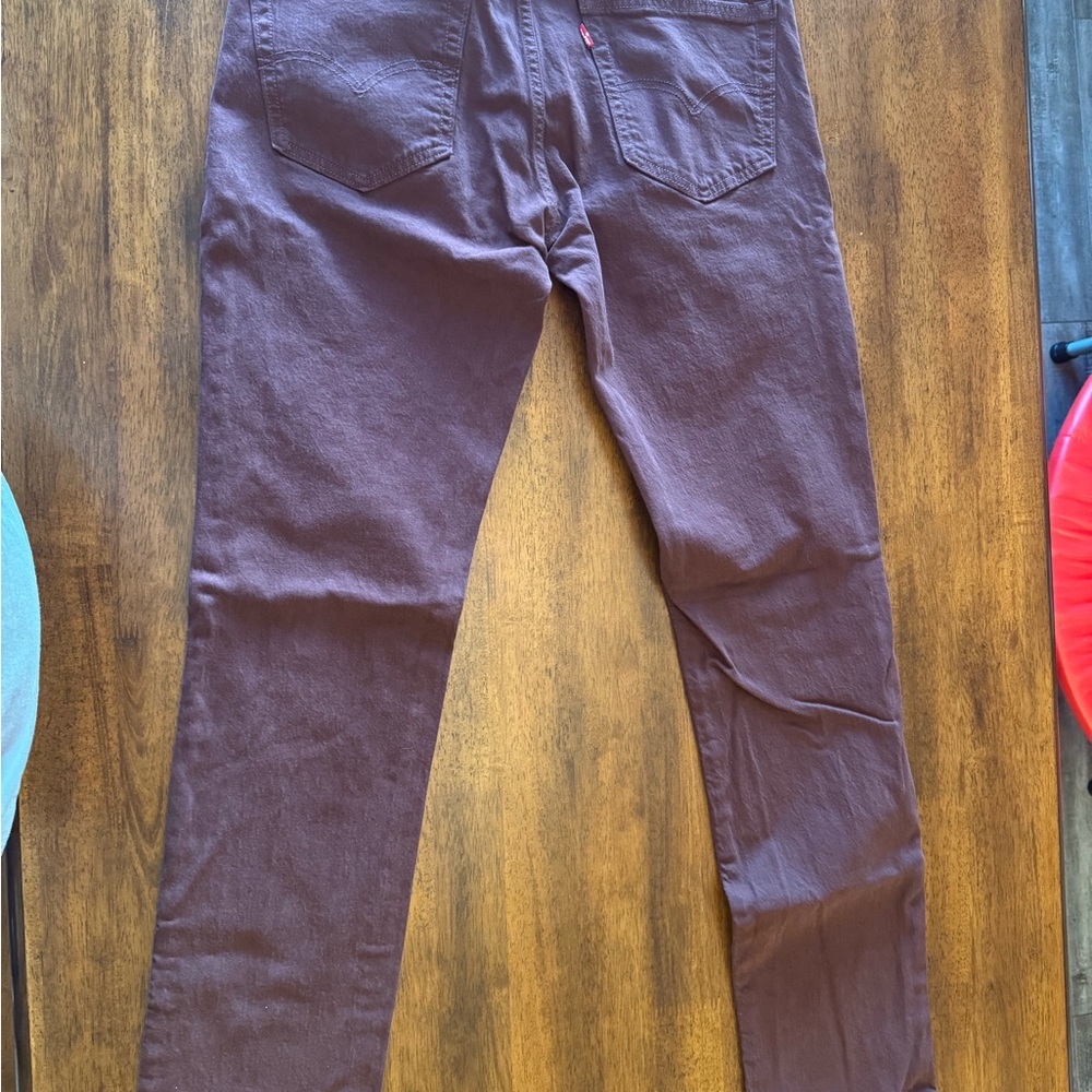 Levi's Premium Maroon Trousers